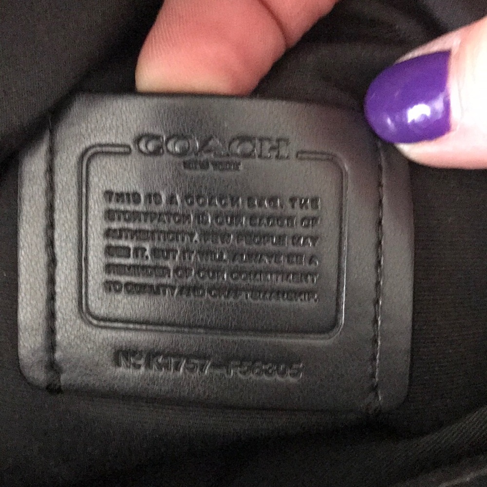 Authentic Coach Purse. - Picture 3 of 3